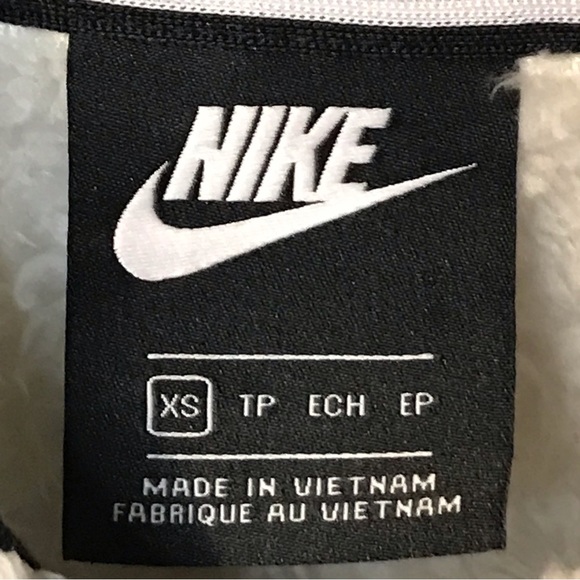 NIKE SHERPA ZIP UP BOMBER JACKET WITH POCKETS SIZE XS - Picture 3 of 9